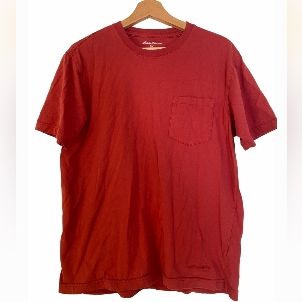 EDDIE BAUER RED TEE SHIRT MENS SIZE MEDIUM
